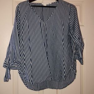 HnM vneck stripped shirt